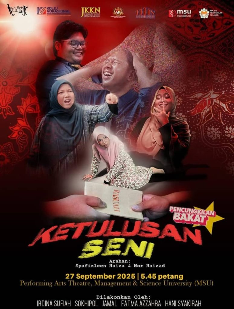 Poster persembahan teater “Ketulusan Seni” oleh pelajar Kolej Vokasional Kuala Selangor, berlangsung pada 27 September 2023 jam 8.45 malam di Dewan Sultan Abdul Samad. Latar belakang berwarna merah gelap dengan gambar pelakon dalam ekspresi dramatik.